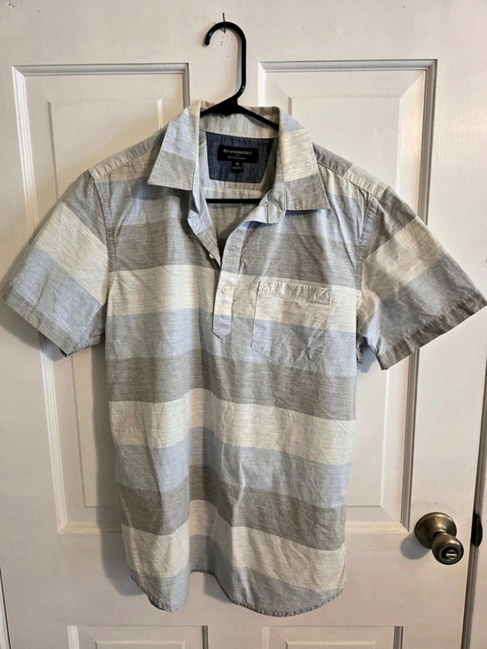 Banana Republic Striped Short-Sleeve Shirt Polo Gray & White